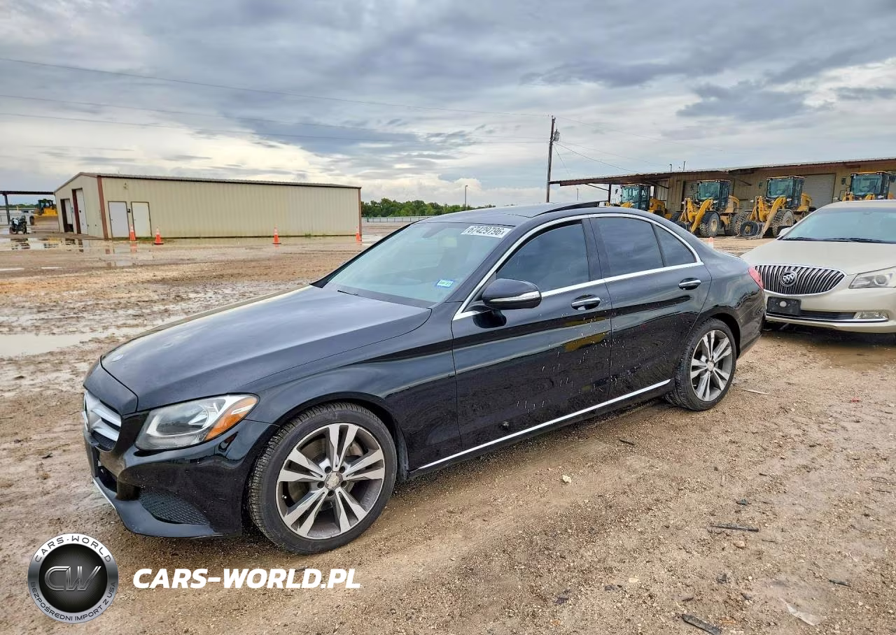 2021 Mercedes-Benz C 300 – zdjęcie 1 z 12