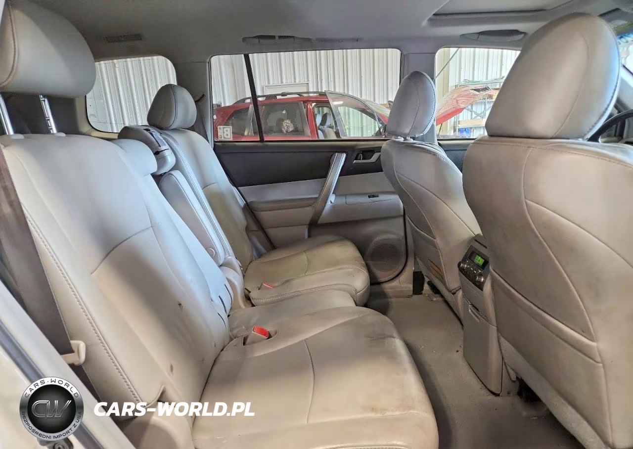 2010 Toyota Highlander Se VIN:5TDJK3EH2AS035748 - 11
