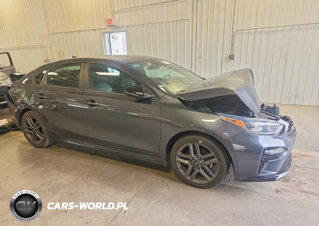 2021 Kia Forte Gt Line VIN:3KPF34AD4ME275989 - 4