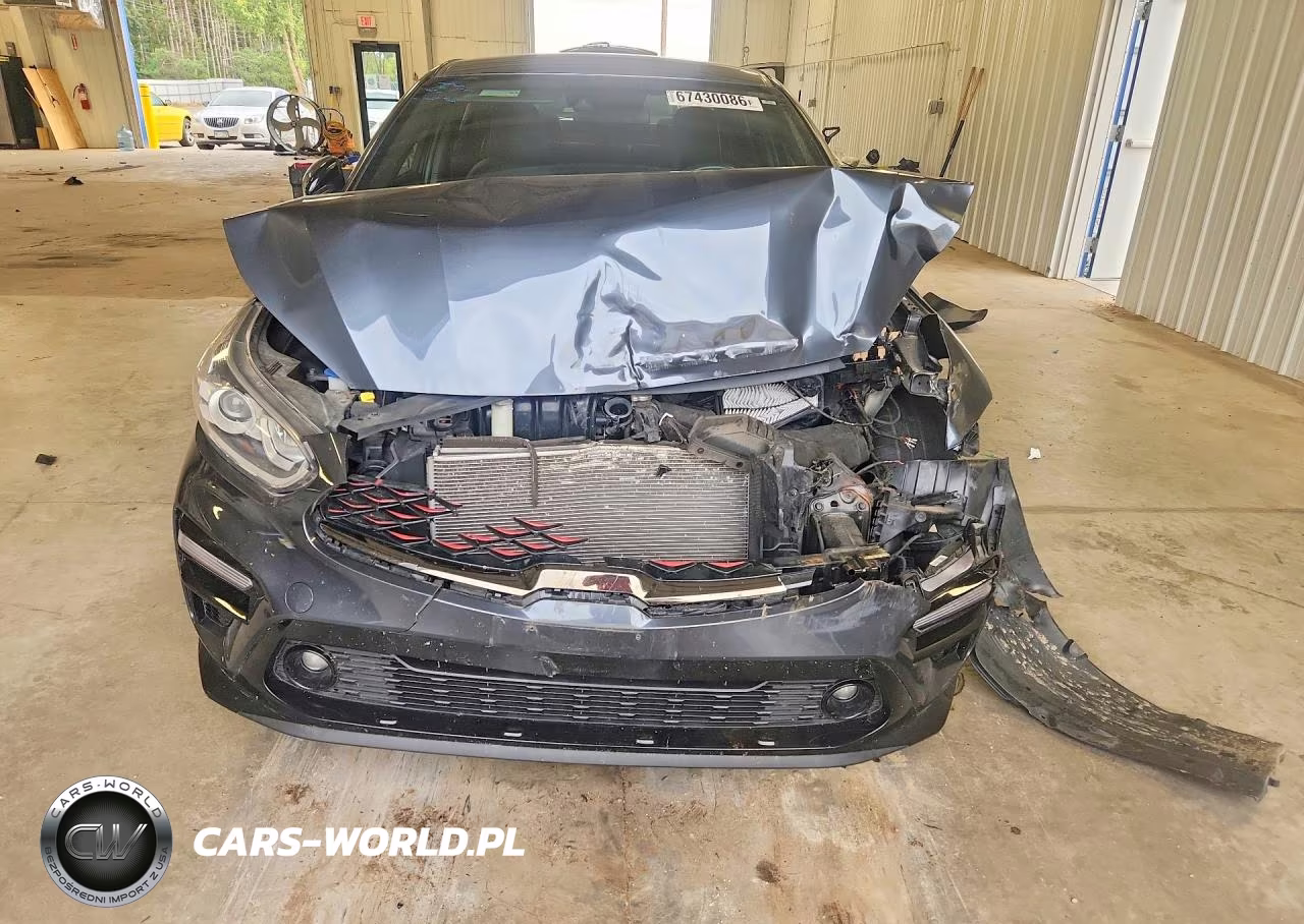 2021 Kia Forte Gt Line VIN:3KPF34AD4ME275989 - 5