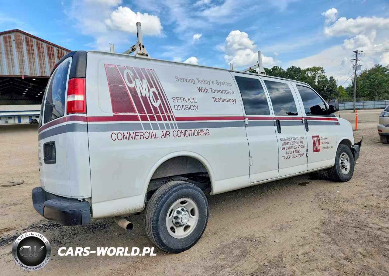 2019 Chevrolet Express G2500 VIN:1GCWGBFG1K1224512 - 3