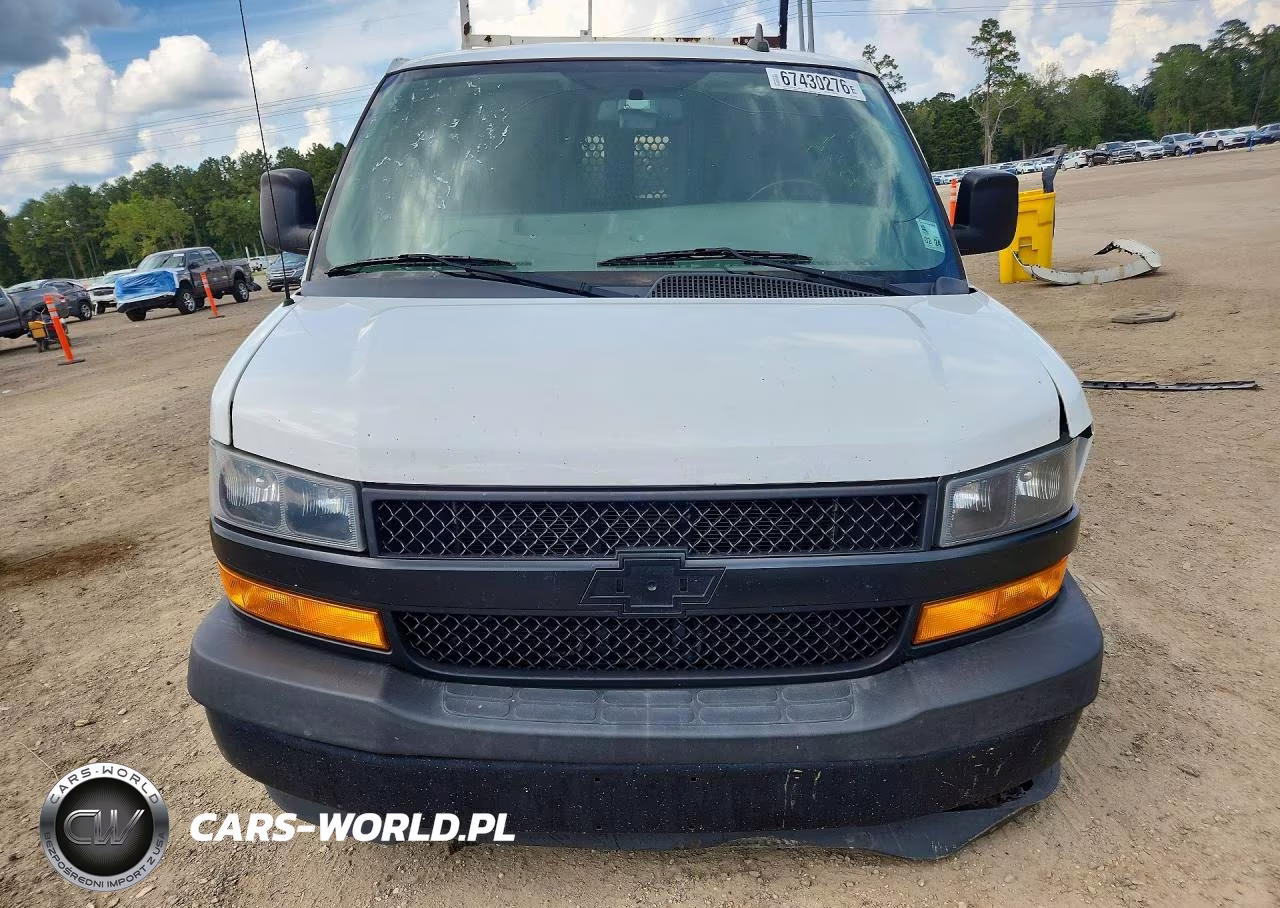 2019 Chevrolet Express G2500 VIN:1GCWGBFG1K1224512 - 5