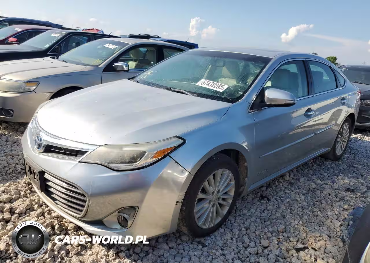 2015 Toyota Avalon Hybrid