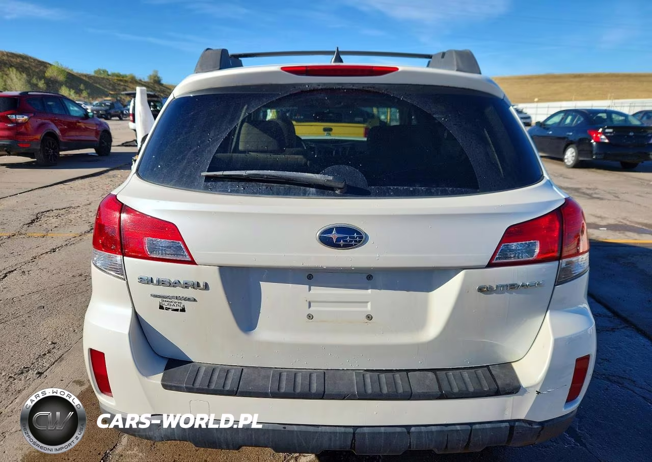 2014 Subaru Outback 2.5I Premium VIN:4S4BRCCC8E3279463 - 6