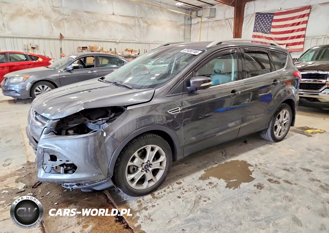 2016 Ford Escape Titanium – zdjęcie 1 z 13