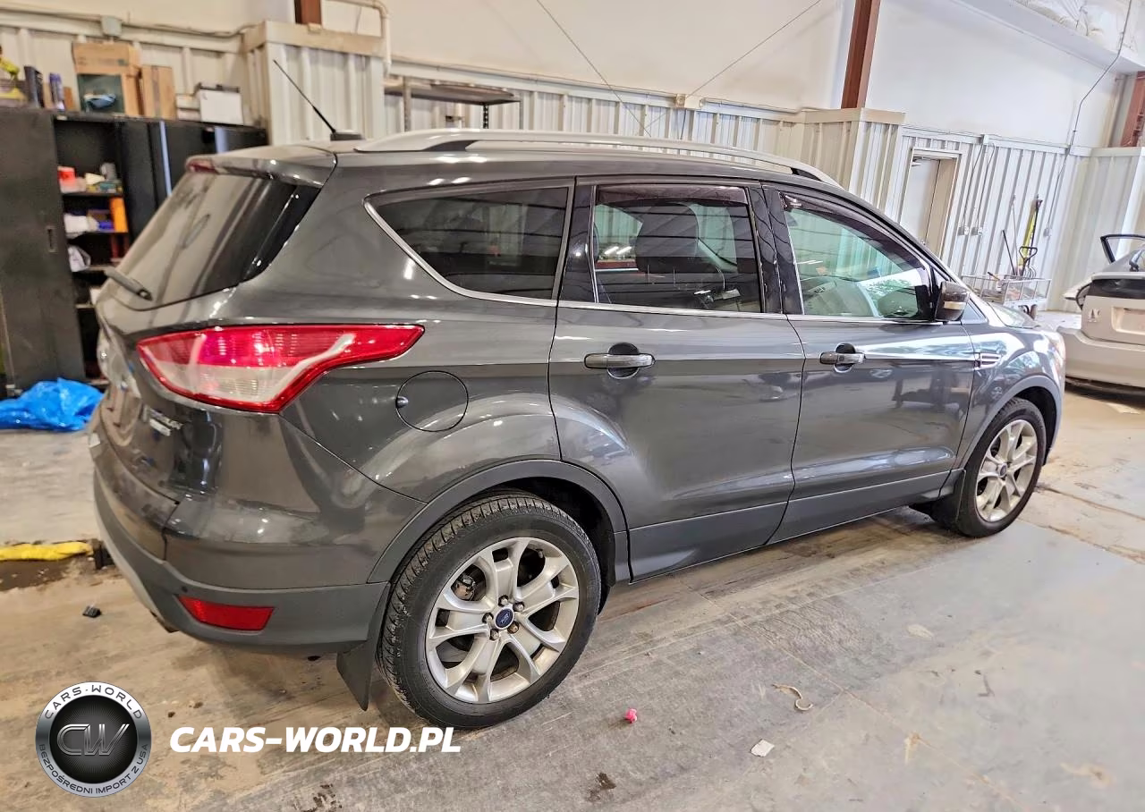 2016 Ford Escape Titanium VIN:1FMCU9J90GUB32466 - 3