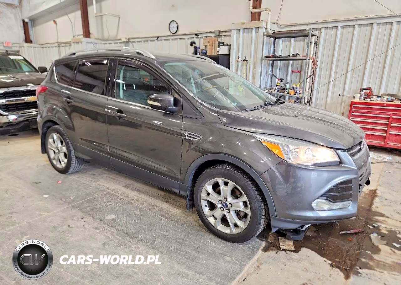 2016 Ford Escape Titanium VIN:1FMCU9J90GUB32466 - 4