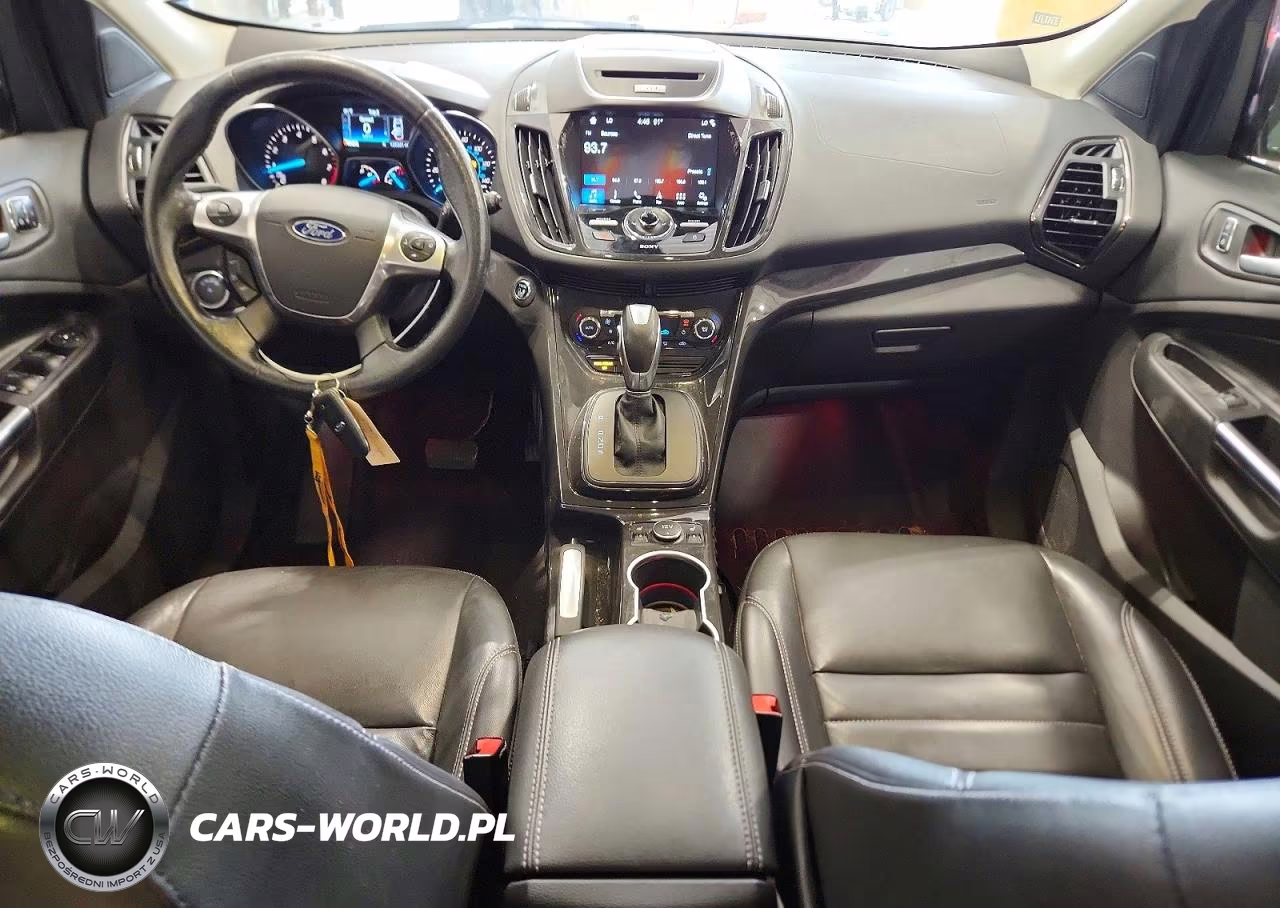 2016 Ford Escape Titanium VIN:1FMCU9J90GUB32466 - 8