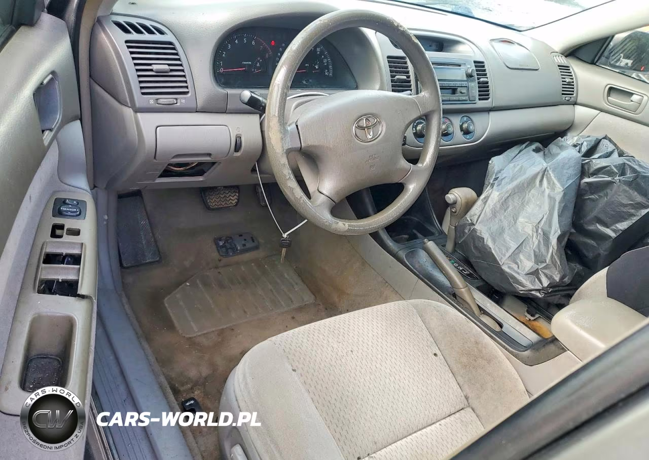 2004 Toyota Camry Le VIN:4T1BE32K24U806314 - 8