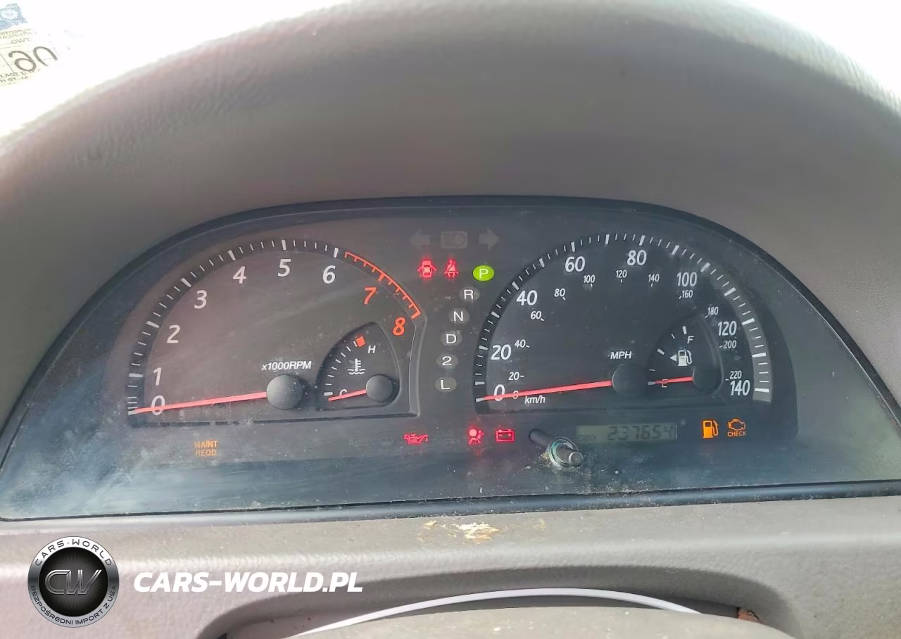 2004 Toyota Camry Le VIN:4T1BE32K24U806314 - 9