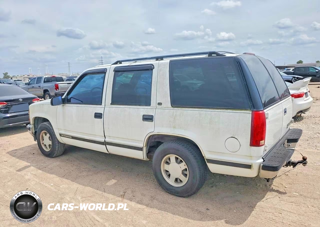 1998 Chevrolet Tahoe C1500 VIN:1GNEC13R3WR138091 - 2