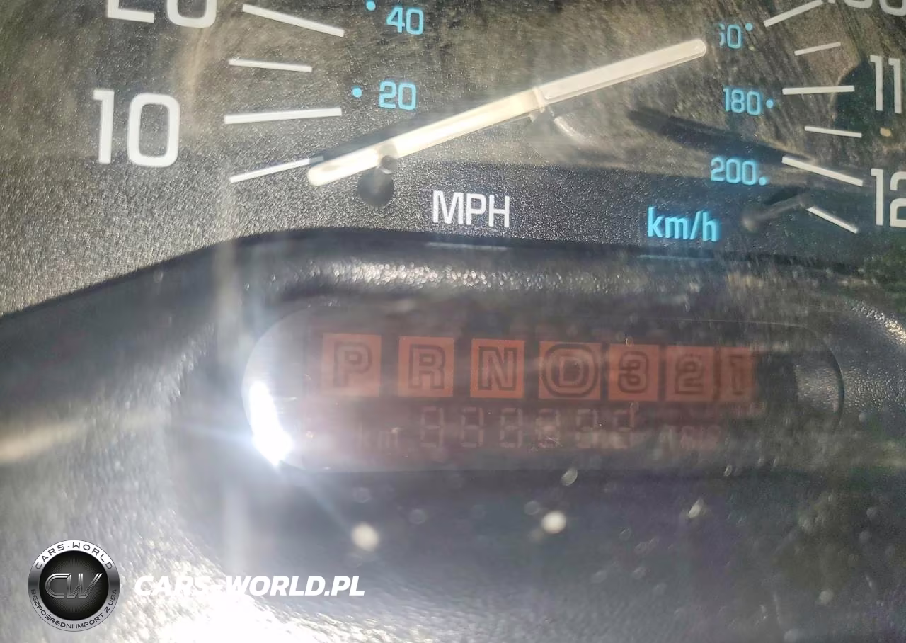 2003 Buick Century Custom VIN:2G4WS52J531142565 - 9