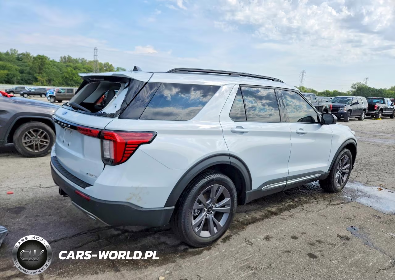 2025 Ford Explorer Active VIN:1FMUK8DH4SGC62636 - 3