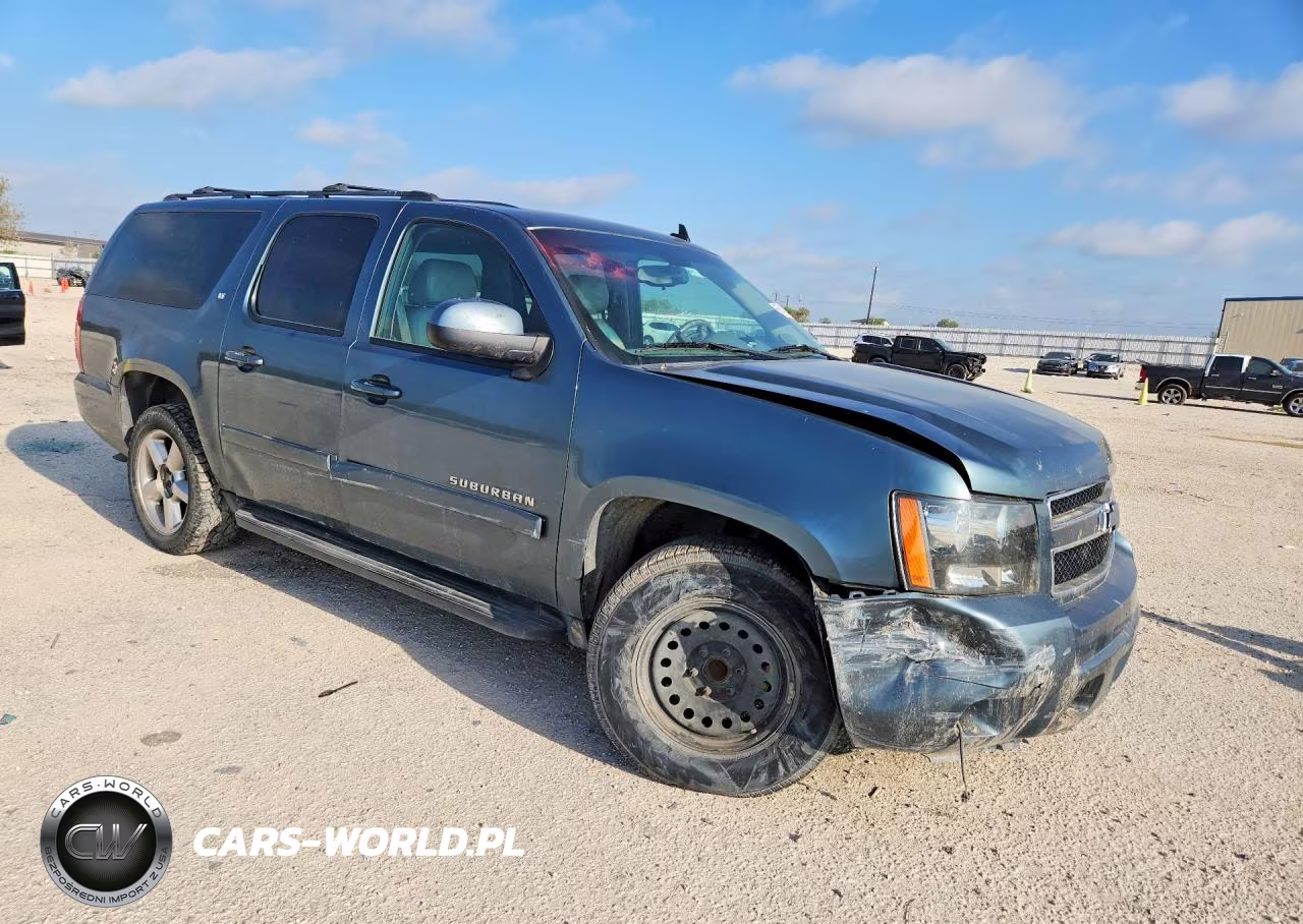 2009 Chevrolet Suburban C1500 Lt VIN:1GNFC260X9R215292 - 4