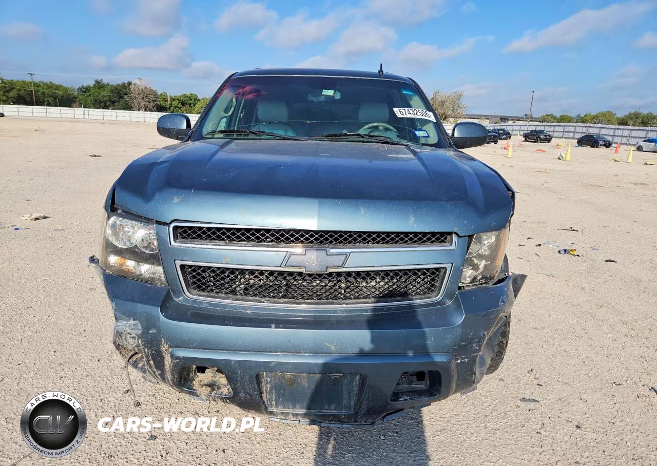 2009 Chevrolet Suburban C1500 Lt VIN:1GNFC260X9R215292 - 5