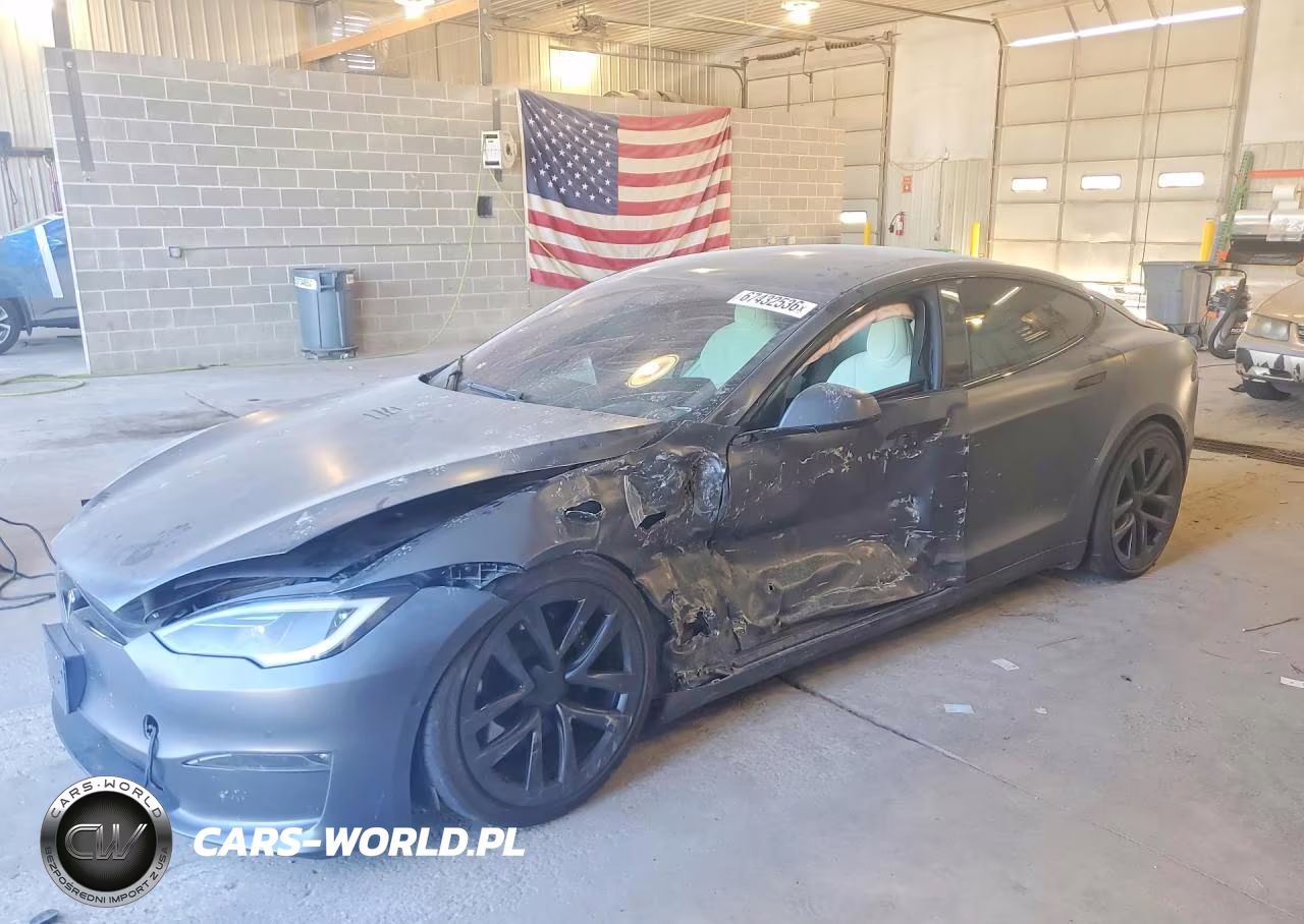 2022 Tesla Model S VIN:5YJSA1E69NF477365 - 1