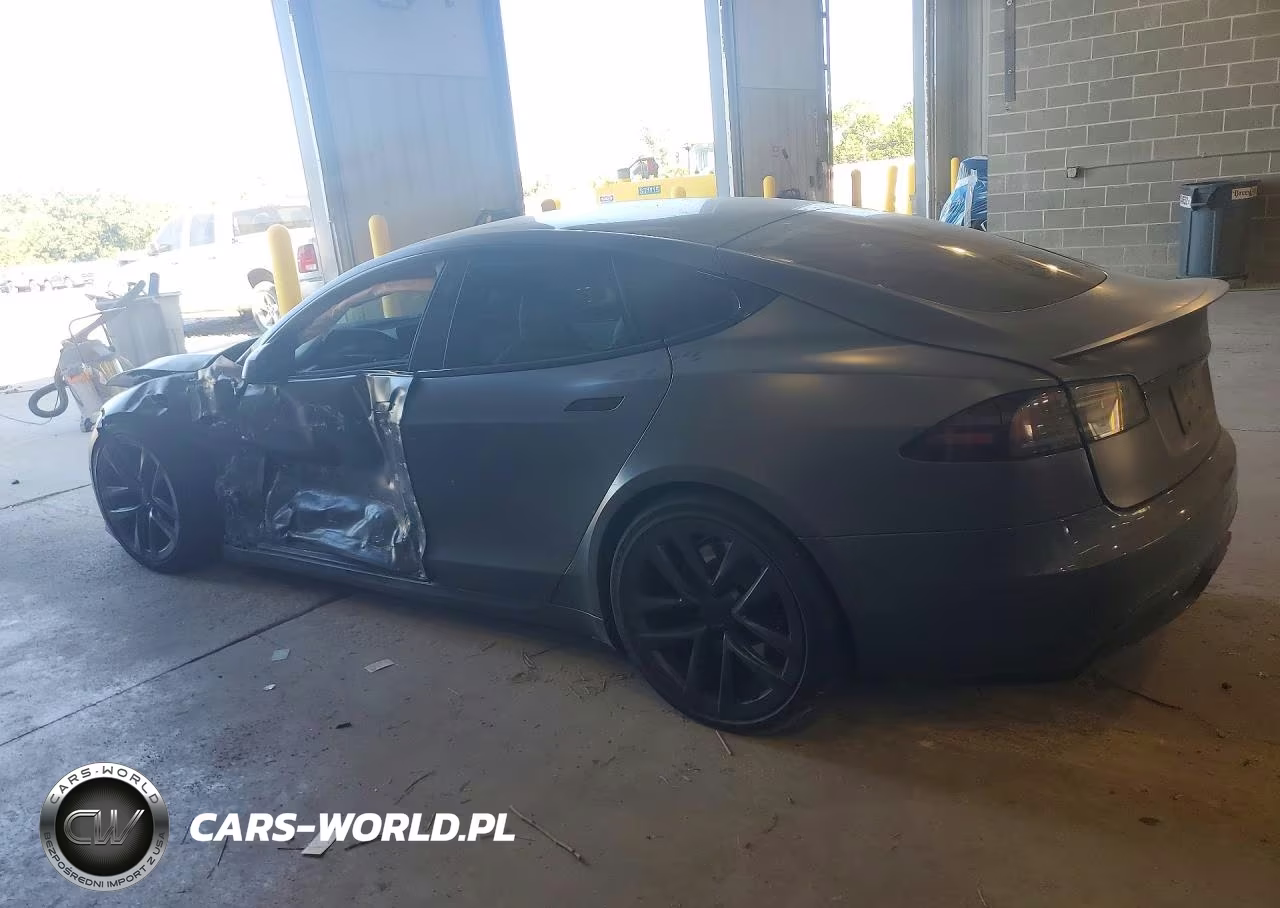 2022 Tesla Model S VIN:5YJSA1E69NF477365 - 2