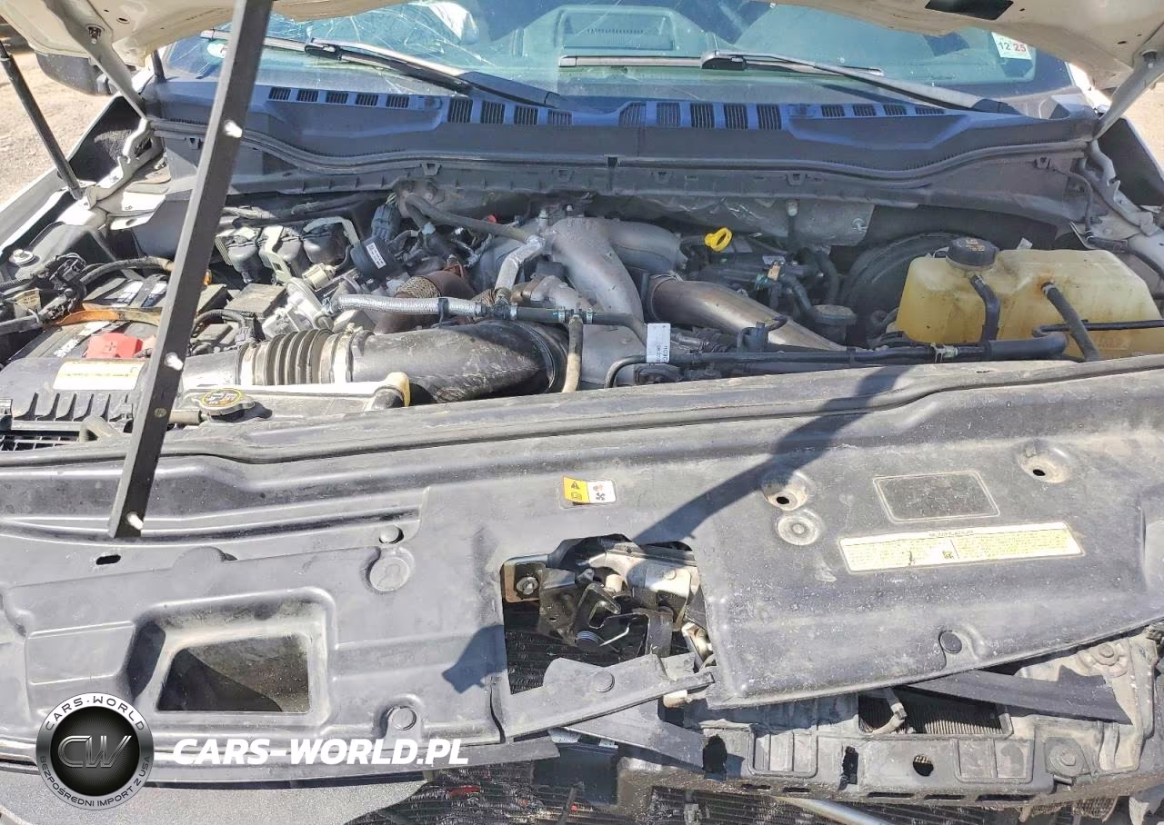 2022 Ford F250 Super Duty VIN:1FT8W2BTXNEC56323 - 11