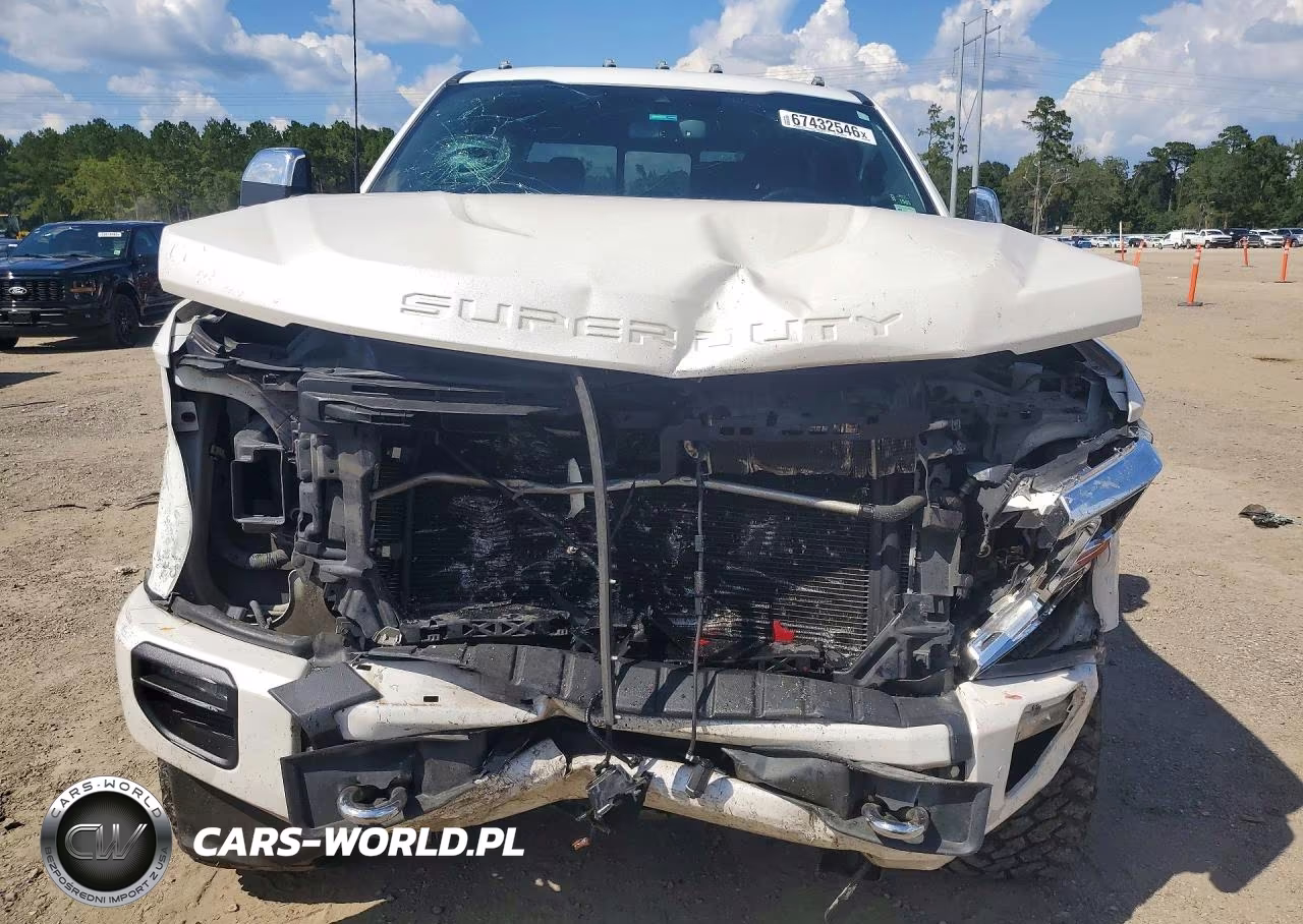 2022 Ford F250 Super Duty VIN:1FT8W2BTXNEC56323 - 5