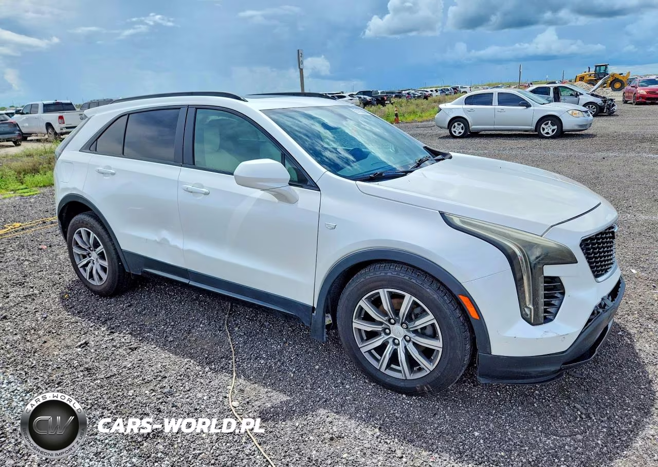 2019 Cadillac Xt4 Sport VIN:1GYFZFR47KF199888 - 4