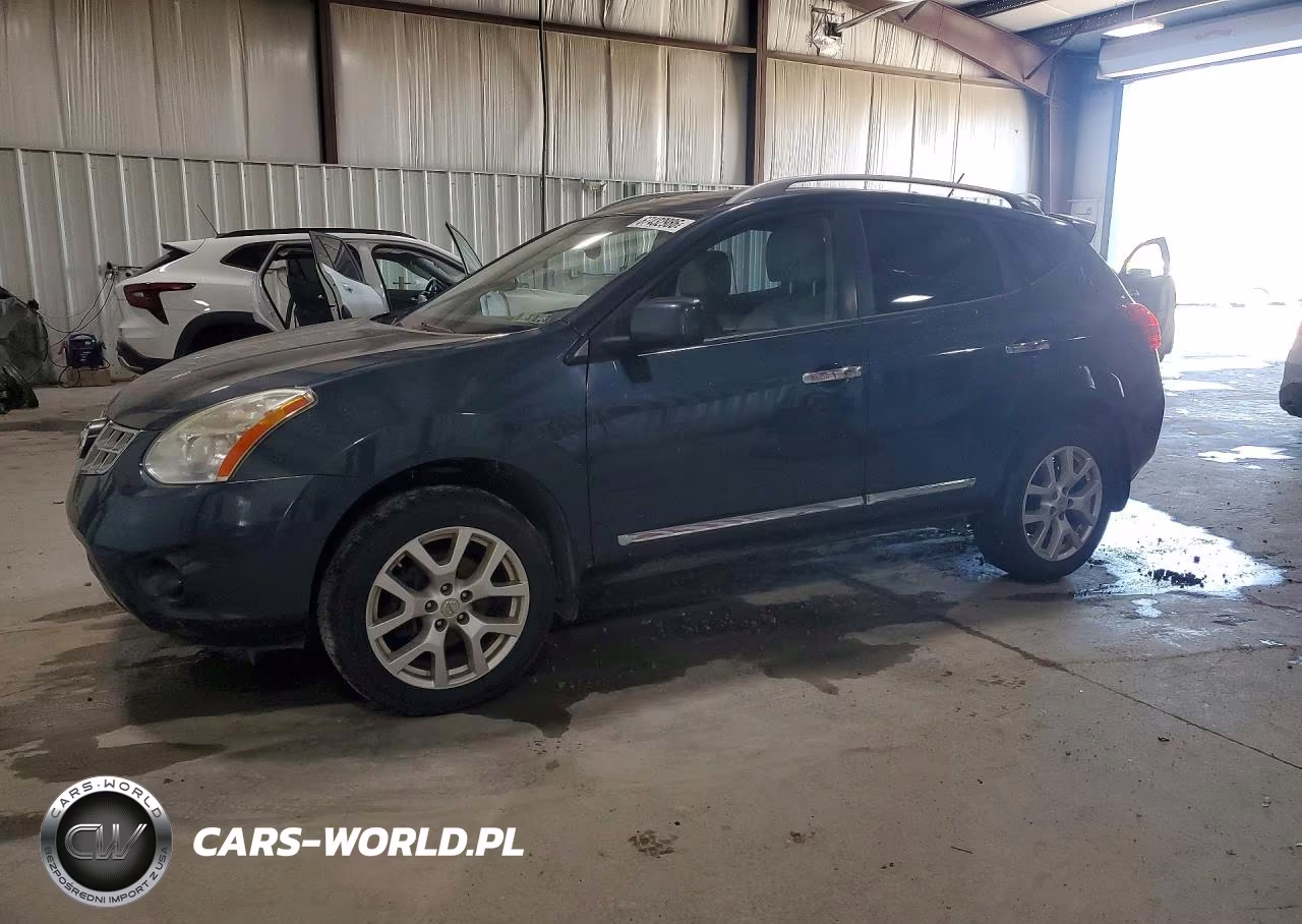 2013 Nissan Rogue S – zdjęcie 1 z 14