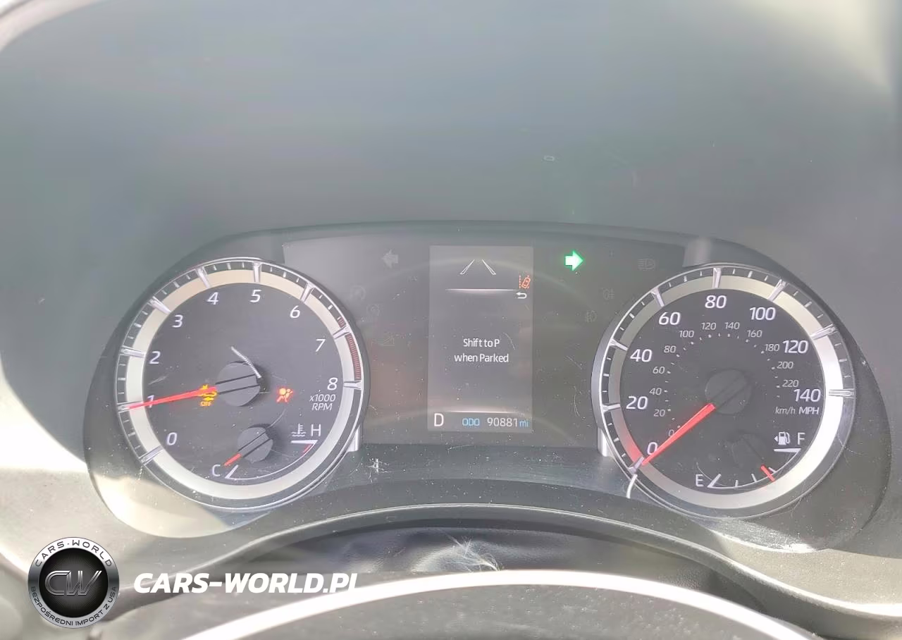 2021 Toyota Highlander Le VIN:5TDZZRAH8MS526014 - 9