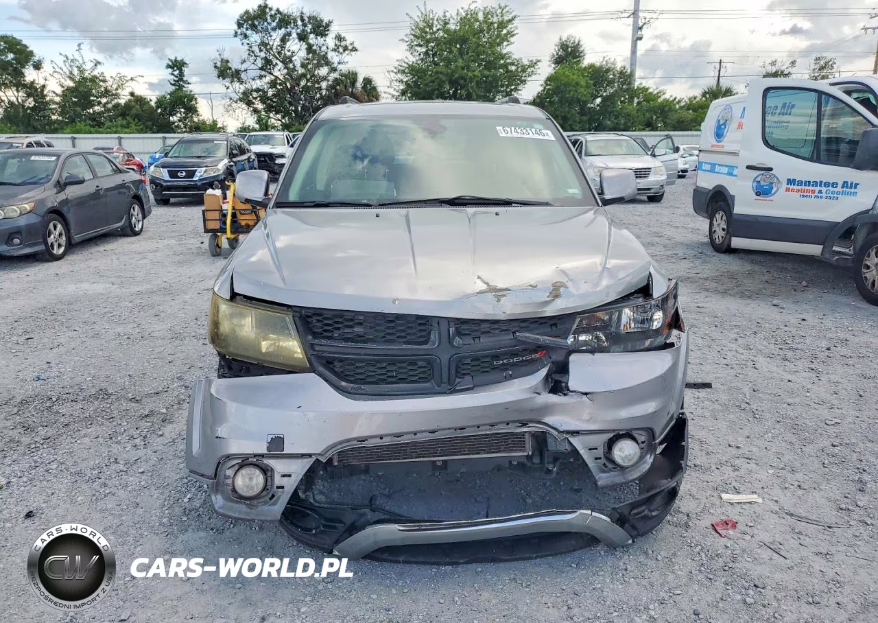 2020 Dodge Journey Crossroad VIN:3C4PDCGBXLT265754 - 5