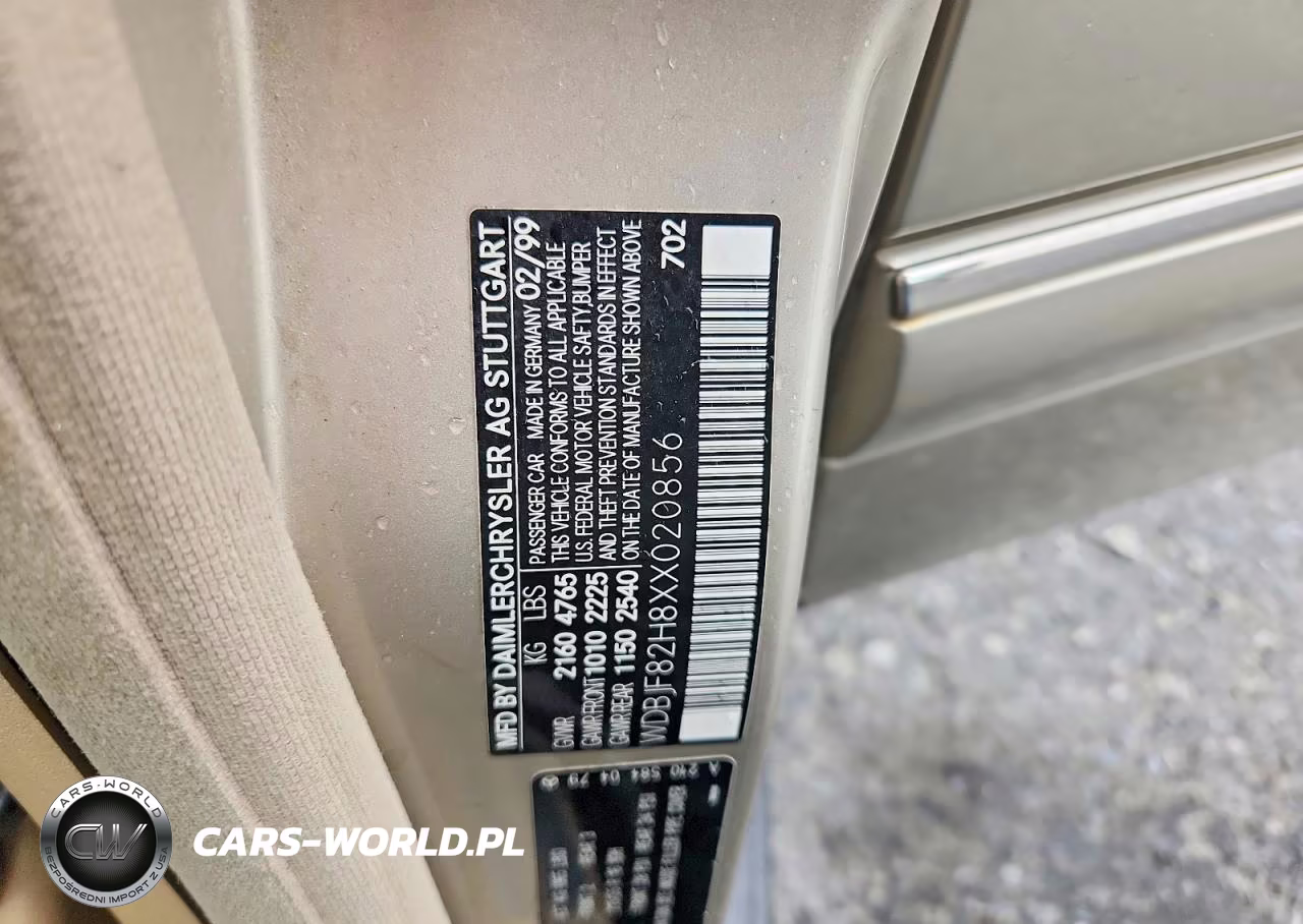 1999 Mercedes-Benz E 320 4Matic VIN:WDBJF82H8XX020856 - 12