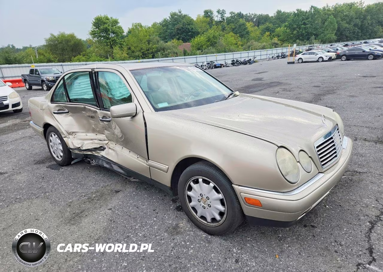 1999 Mercedes-Benz E 320 4Matic VIN:WDBJF82H8XX020856 - 4