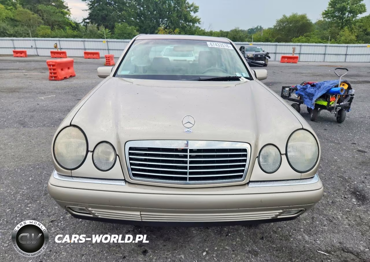1999 Mercedes-Benz E 320 4Matic VIN:WDBJF82H8XX020856 - 5