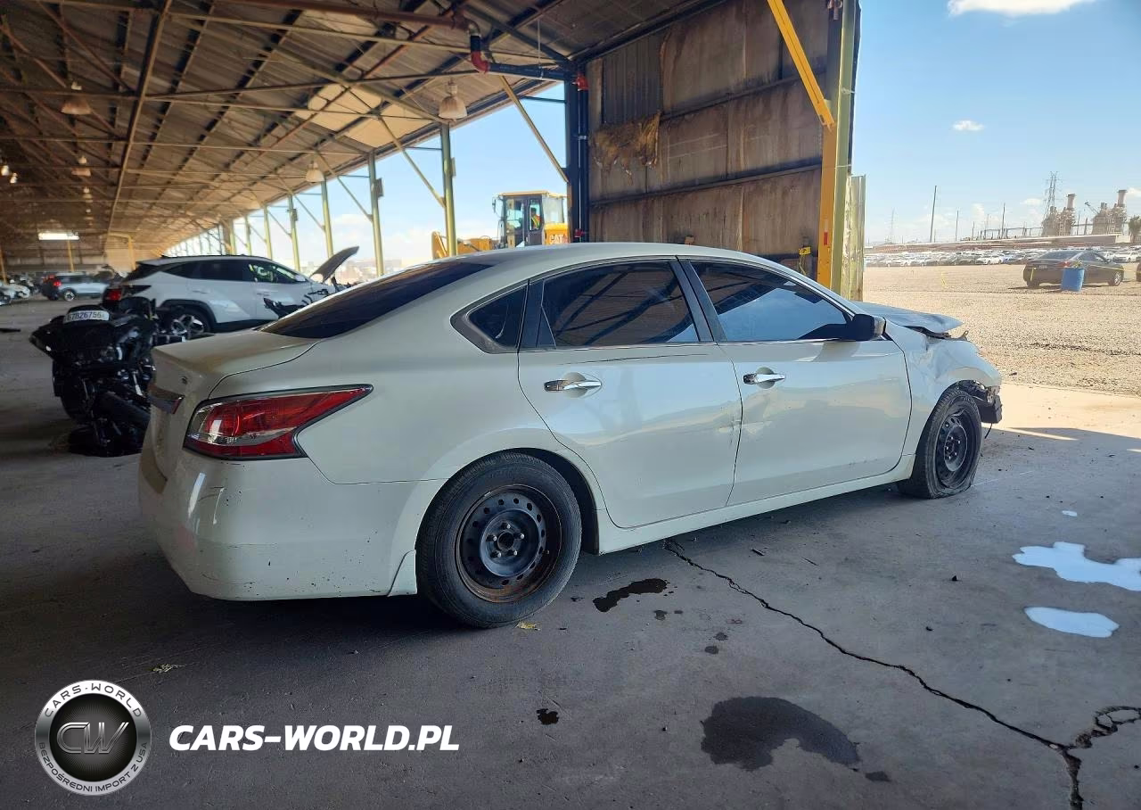 2015 Nissan Altima 2.5 S VIN:1N4AL3AP9FC273735 - 3