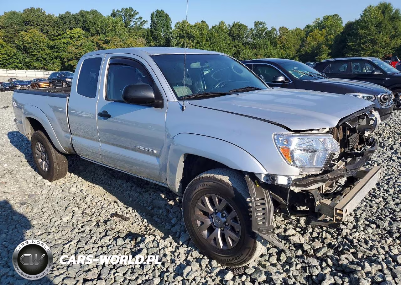 2013 Toyota Tacoma V6 VIN:5TFUU4ENXDX074122 - 4