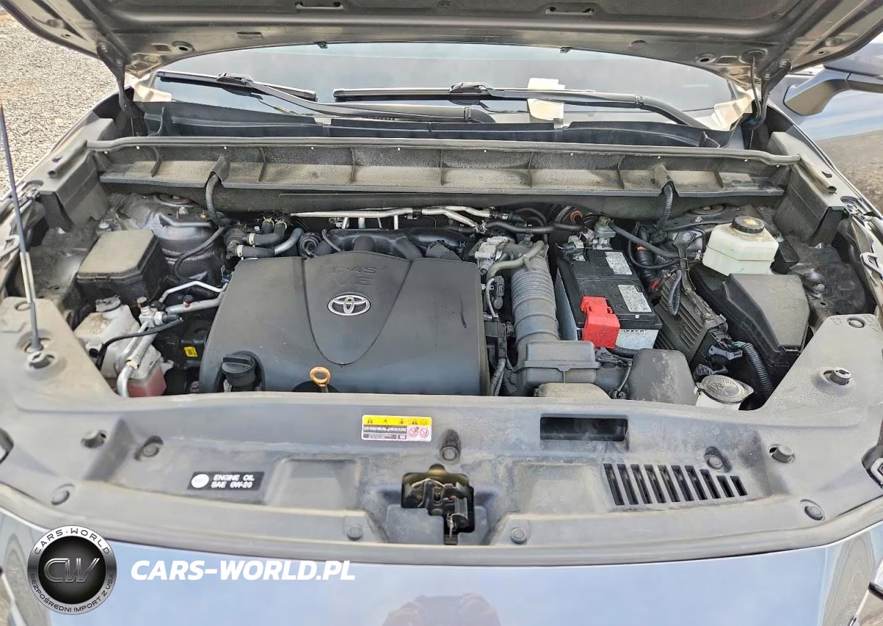 2021 Toyota Highlander Le VIN:5TDBZRBH8MS154416 - 12