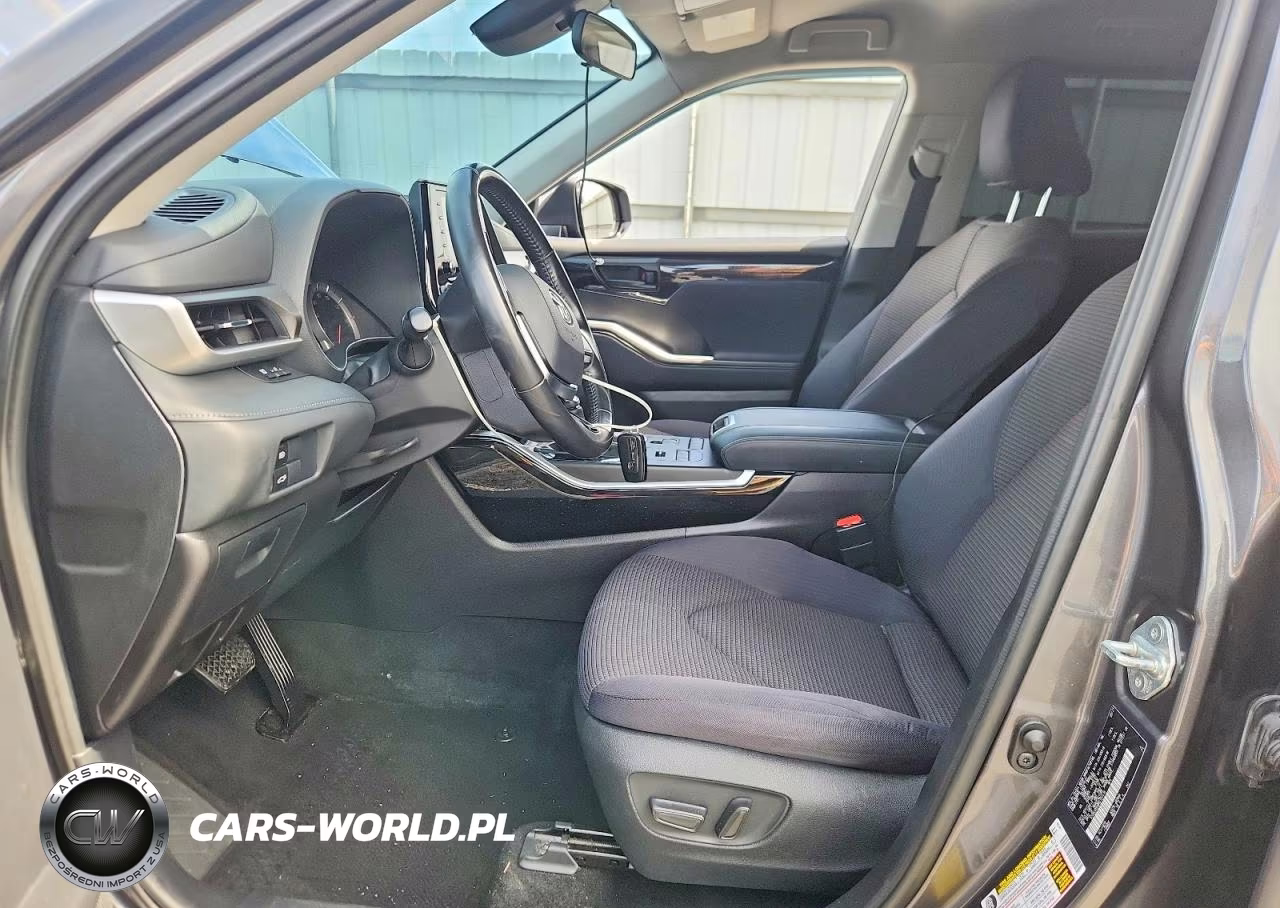 2021 Toyota Highlander Le VIN:5TDBZRBH8MS154416 - 7