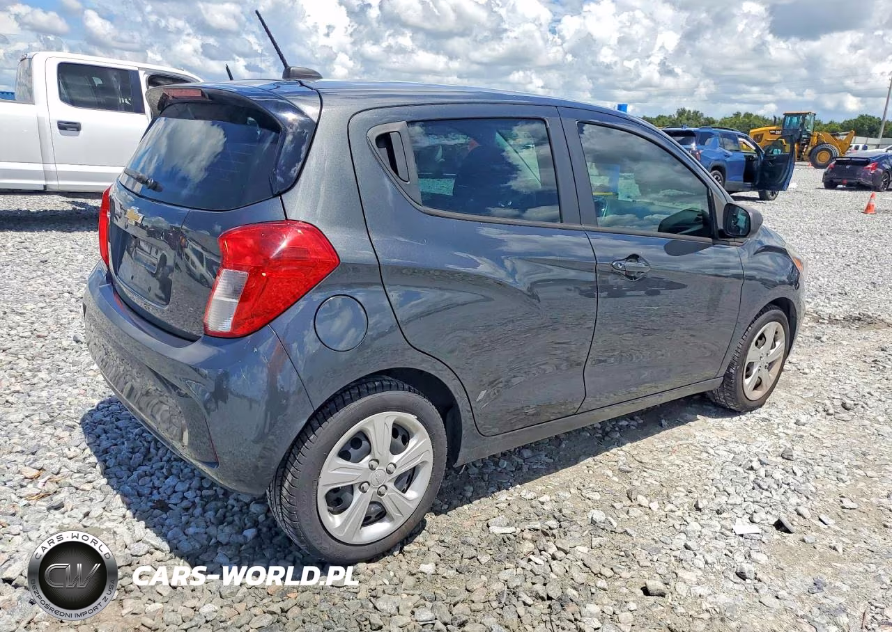 2021 Chevrolet Spark Ls VIN:KL8CB6SA4MC225034 - 3