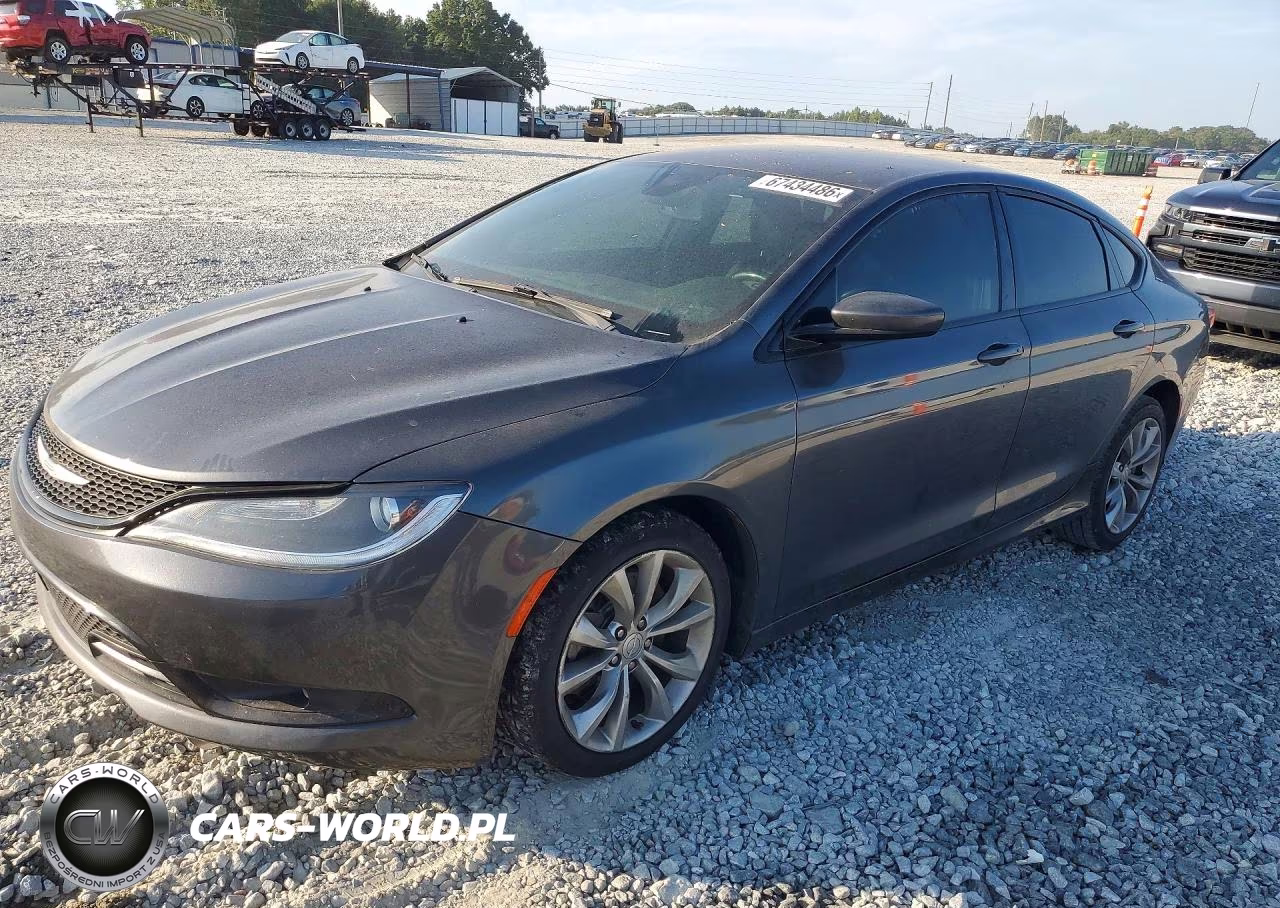 2015 Chrysler 200 S – zdjęcie 1 z 12