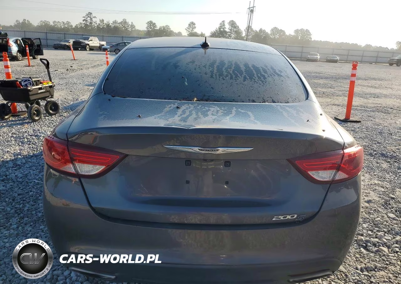 2015 Chrysler 200 S VIN:1C3CCCDG2FN665124 - 6