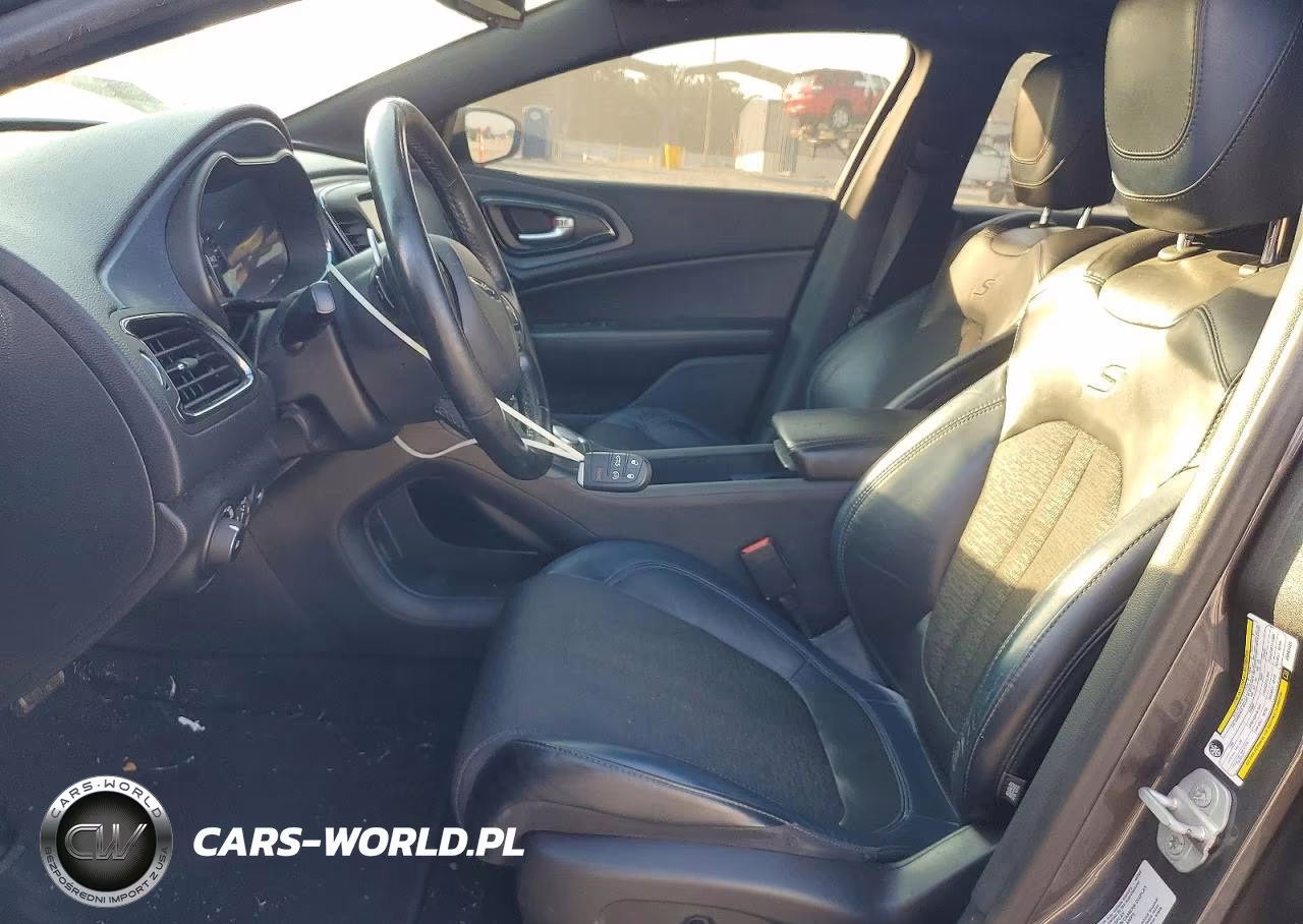2015 Chrysler 200 S VIN:1C3CCCDG2FN665124 - 7