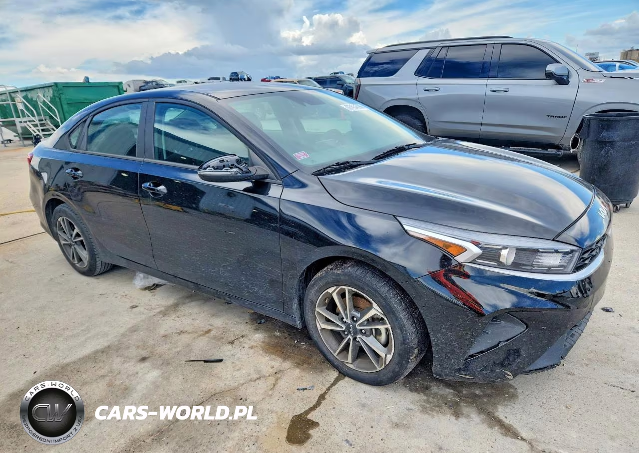 2023 Kia Forte Lxs VIN:3KPF24AD3PE655946 - 4