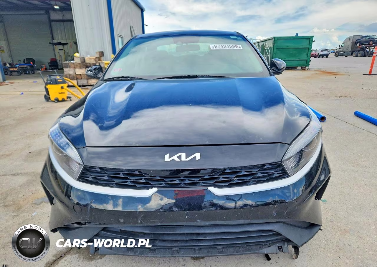 2023 Kia Forte Lxs VIN:3KPF24AD3PE655946 - 5