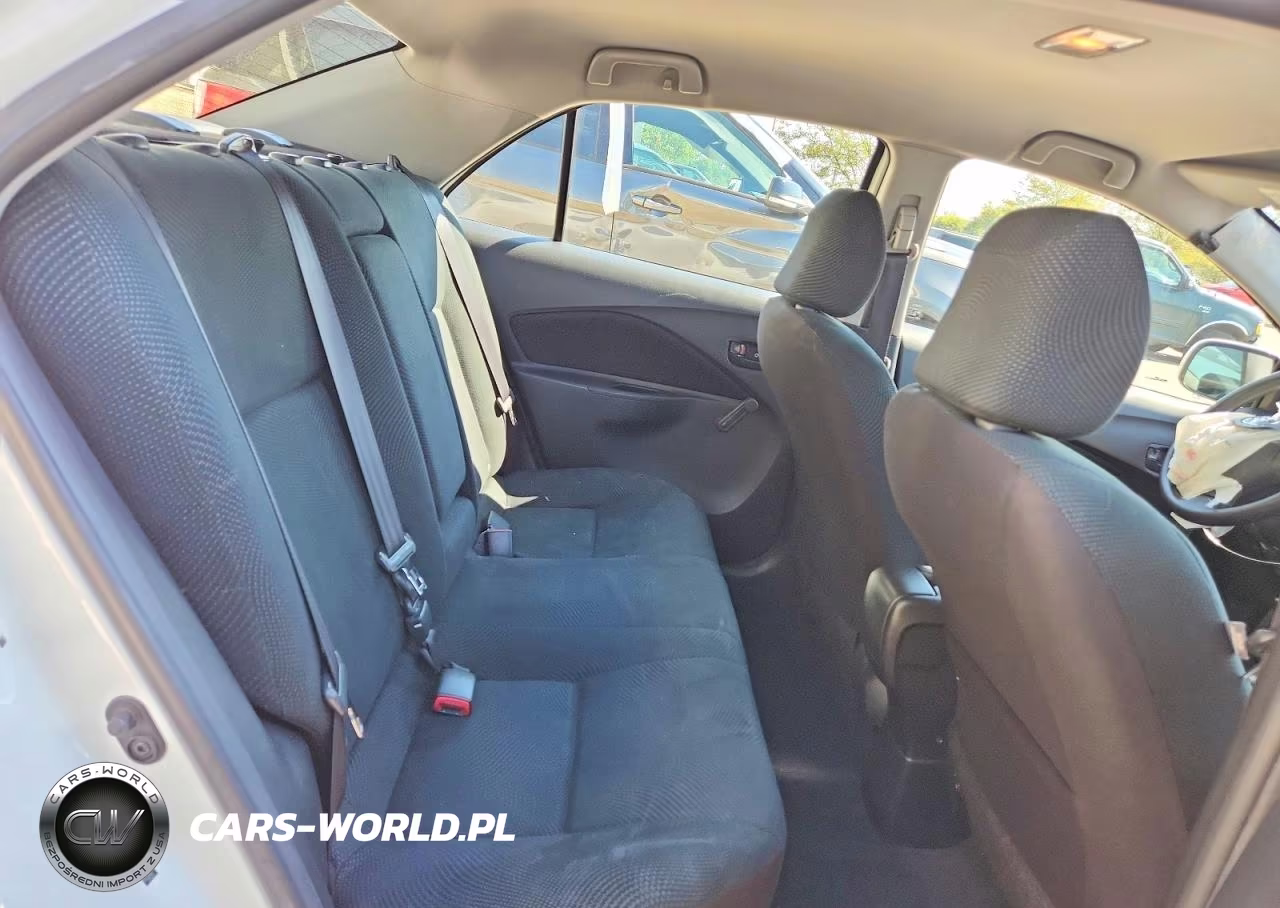 2010 Toyota Yaris Base VIN:JTDBT4K38A1372342 - 10
