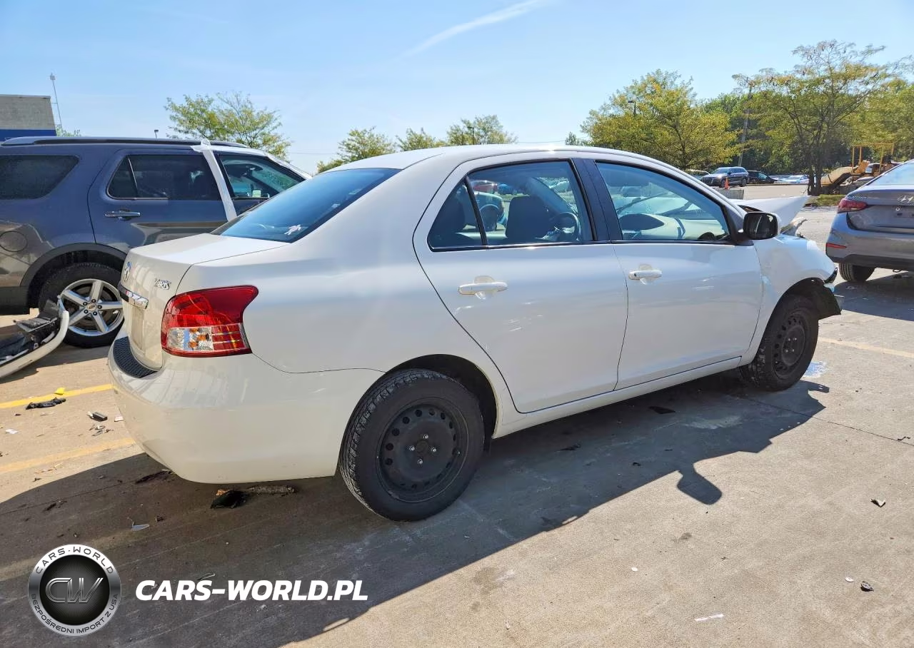 2010 Toyota Yaris Base VIN:JTDBT4K38A1372342 - 3