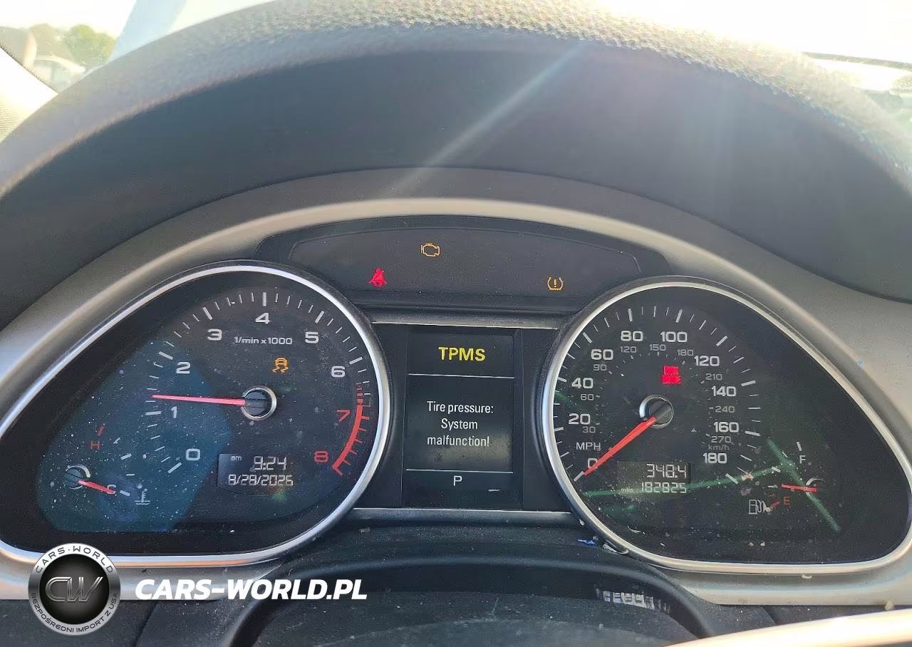 2015 Audi Q7 Premium Plus VIN:WA1LGAFE4FD019597 - 9