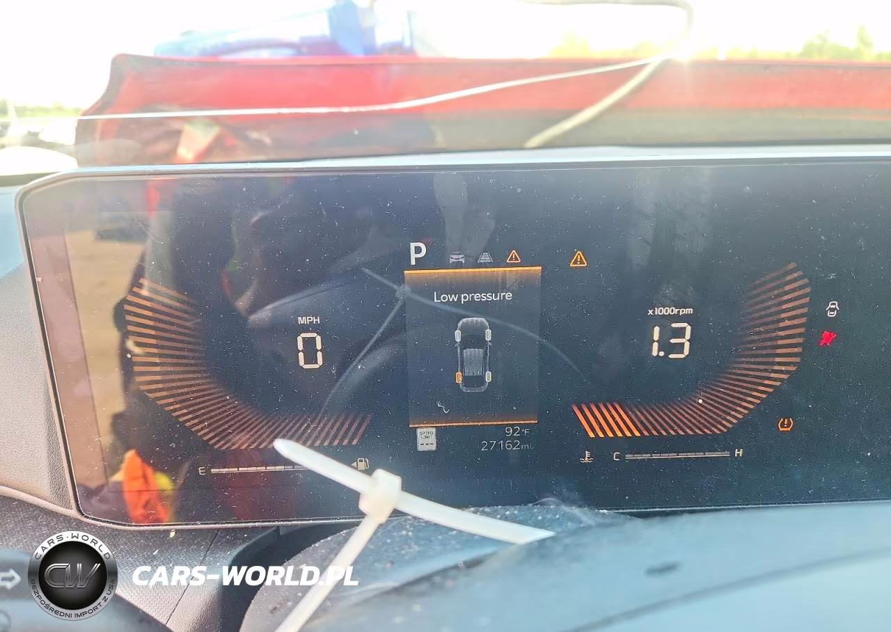 2025 Kia K4 Lxs VIN:3KPFT4DEXSE176563 - 9