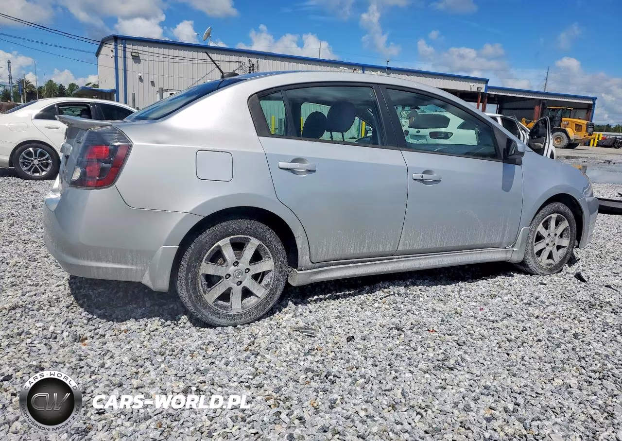 2012 Nissan Sentra 2.0 VIN:3N1AB6AP3CL696618 - 3