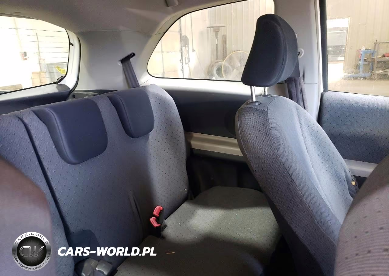 2010 Toyota Yaris Base VIN:JTDJT4K33A5293097 - 11
