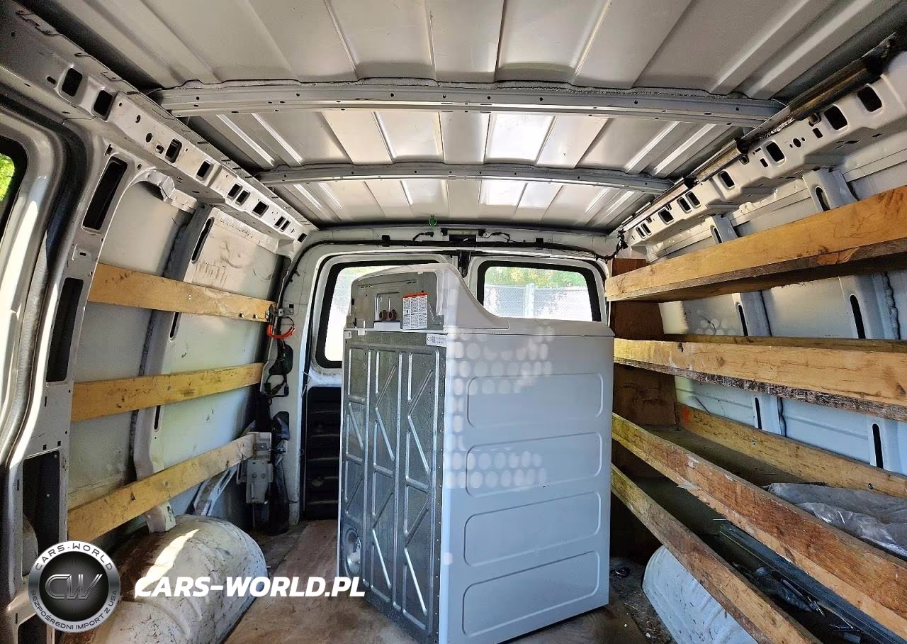 2019 Chevrolet Express G2500 Delivery Van VIN:1GCWGAFG0K1275476 - 10