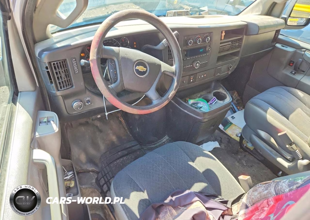 2019 Chevrolet Express G2500 Delivery Van VIN:1GCWGAFG0K1275476 - 8
