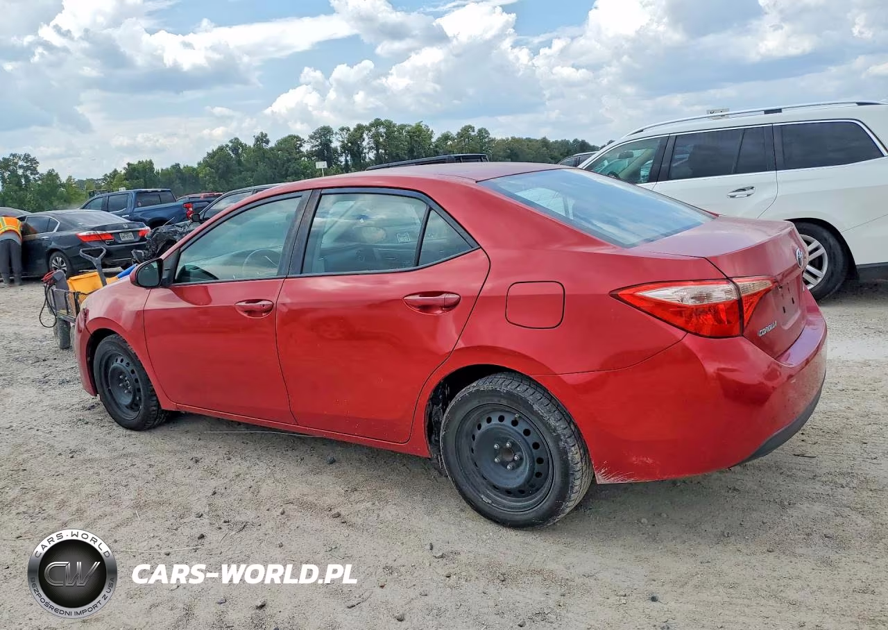 2017 Toyota Corolla Le VIN:5YFBURHE2HP578815 - 2
