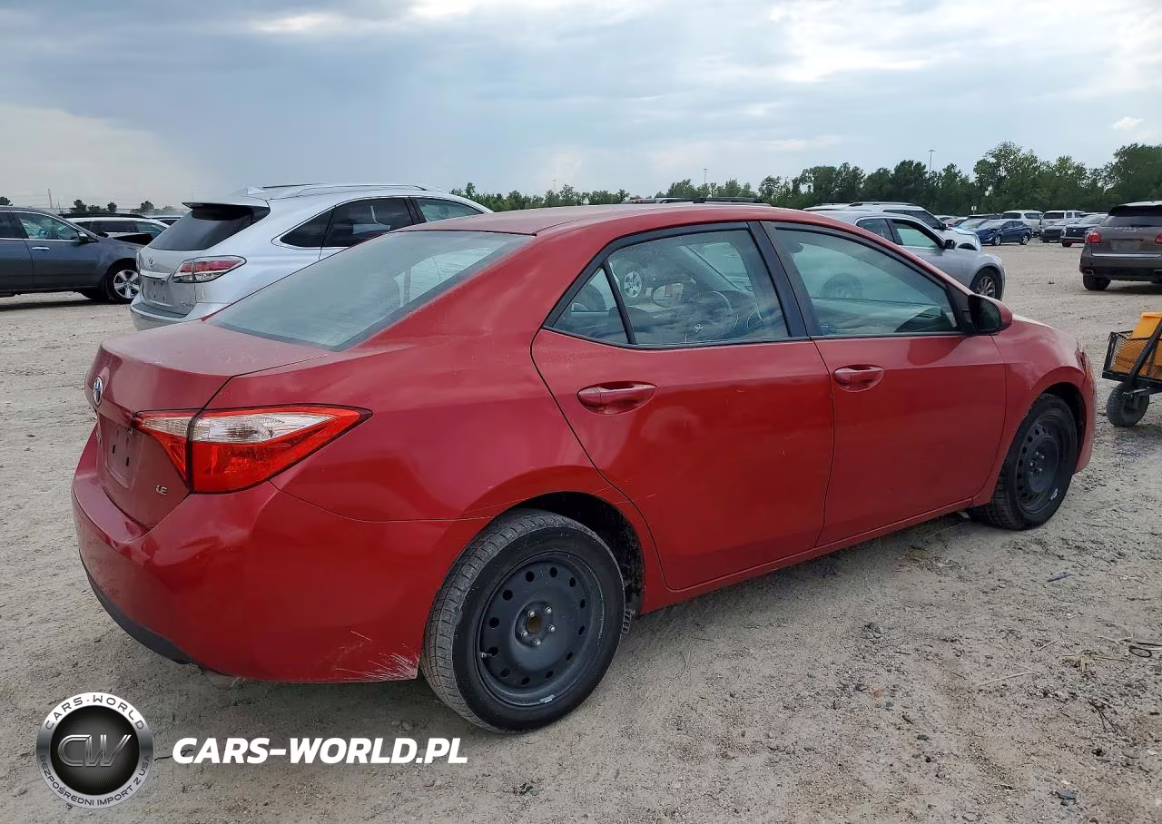2017 Toyota Corolla Le VIN:5YFBURHE2HP578815 - 3